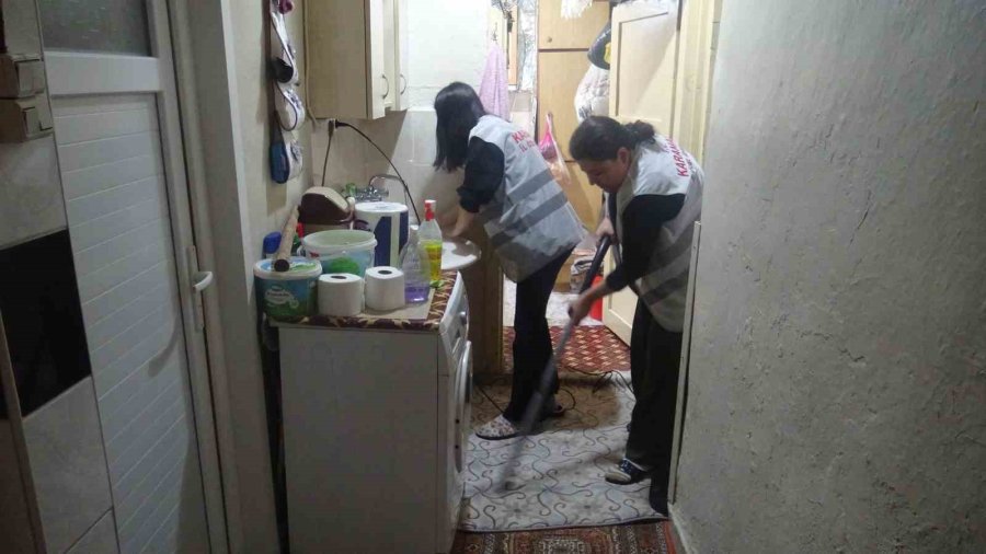 Karaman’da Kurulan Vefa Gurubu Vatandaşların Takdirini Topluyor