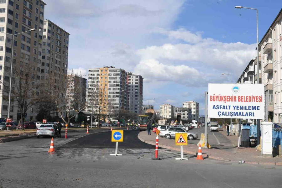 Büyükşehir’den Ziya Gökalp Mahallesi’ne 3.3 Milyon Tl’lik Sıcak Asfalt Yatırımı