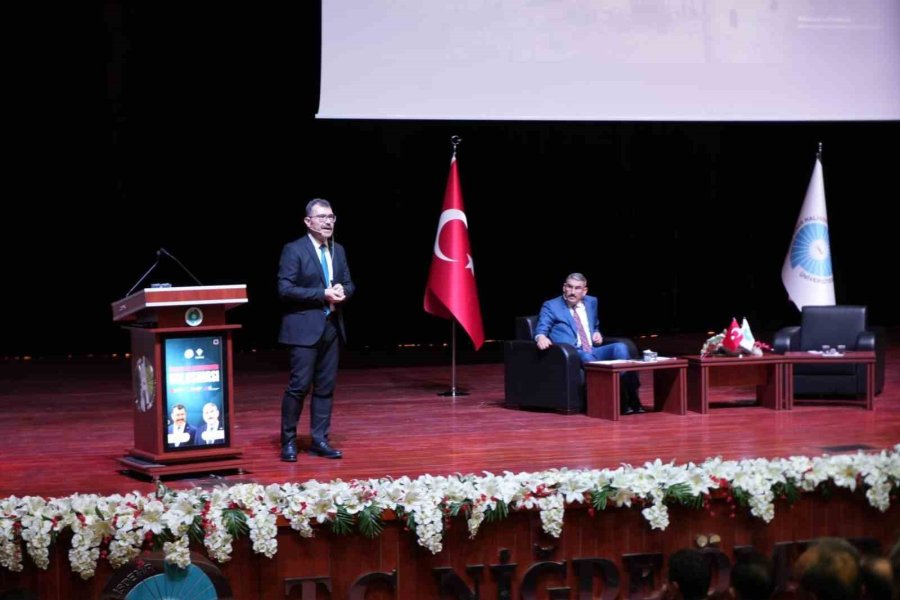 Niğde’de Öğrenci Ve Akademisyenlere Tübitak Destekleri Anlatıldı