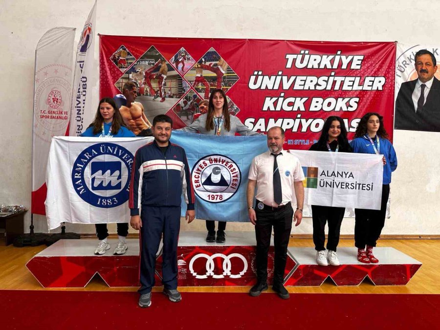 Alanya Üniversitesi’nde Bronz Madalya Sevinci