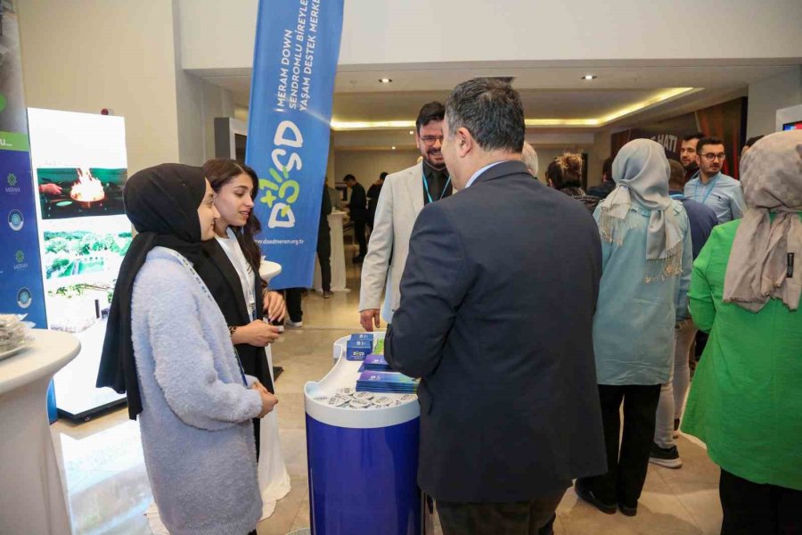 Uluslararası Acil Akademik Tıp Kongresi’ne Katılan Dosd Meram Yoğun İlgi Gördü