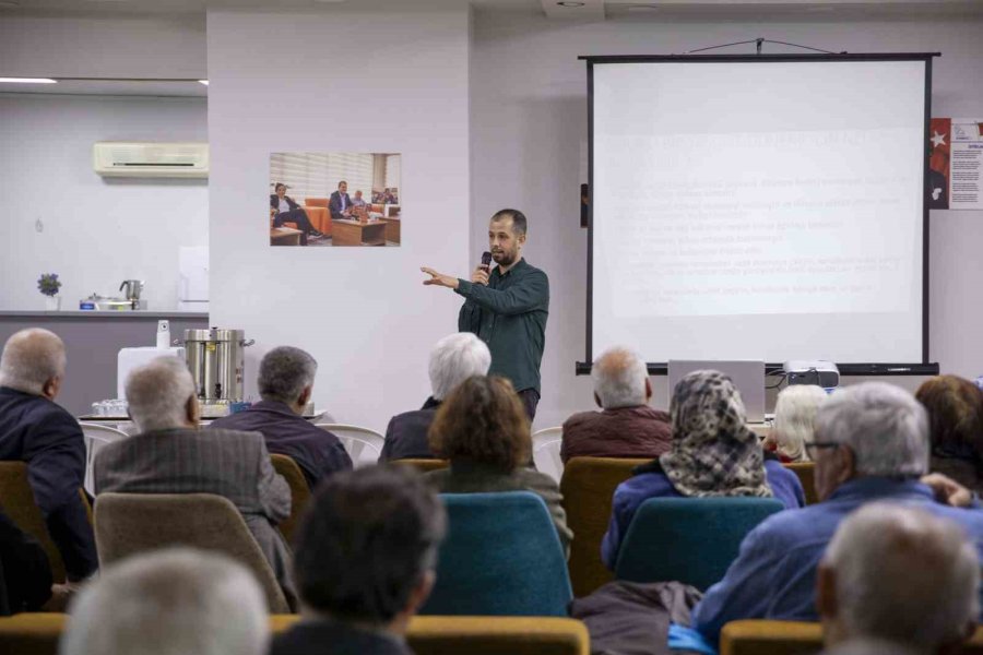 Mersin Büyükşehir Belediyesi Yaş Almış Vatandaşları Bilgilendiriyor