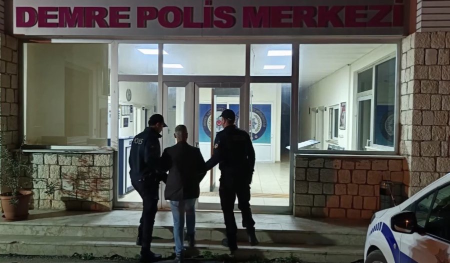 Antalya’da 200 Şüpheli Yakalandı