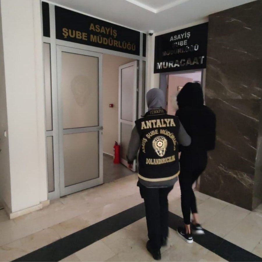 Nitelikli Dolandırıcılık Suçundan 2 Şüpheli Tutuklandı