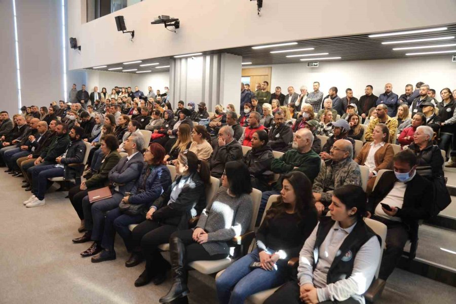 İmzalanan ’ek Protokol’ İle Mezitli Belediyesinde Çalışma Süresi Haftalık 40 Saate Düştü