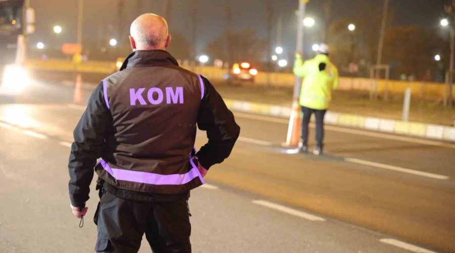 Aksaray’da Aranan 43 Şahıs Yakalandı, 17 Kişi Tutuklandı