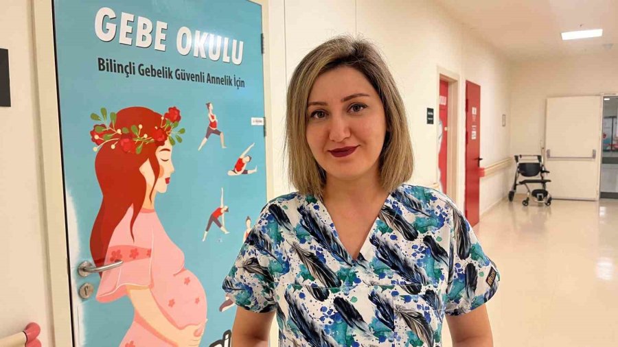 Anne Adayları, Gebe Okulunda Doğuma Hazırlanıyor