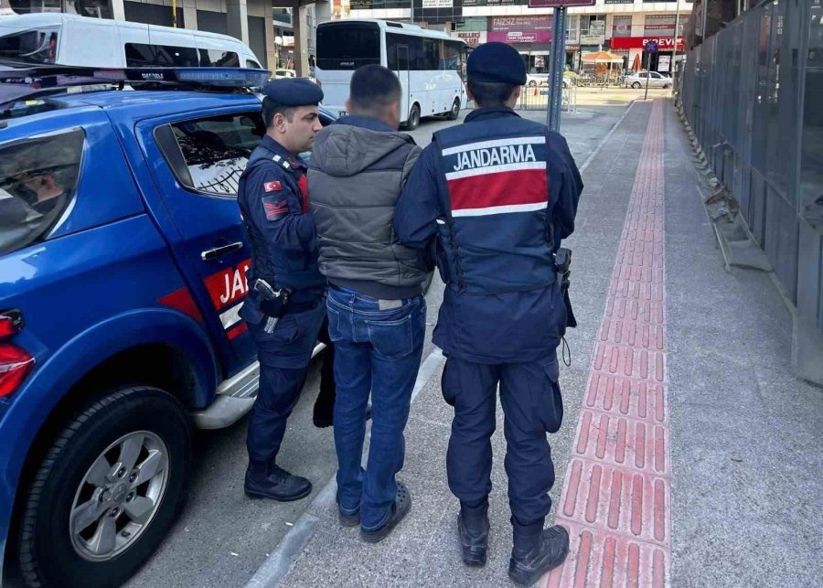 Uyuşturucu Taciri Yakalandı