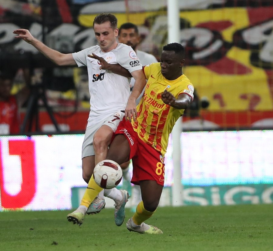 Kayserispor 92 Bin Taraftarın Desteğini Aldı