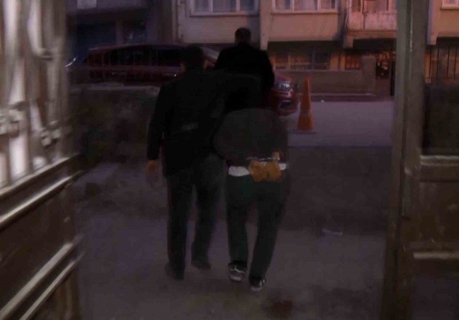 Aksaray’da Zehir Tacirlerine Şok Operasyon: 12 Tutuklama