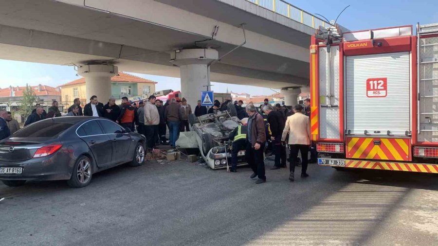 Karaman’da Çarpışan Otomobillerden Biri Takla Attı: 3 Yaralı