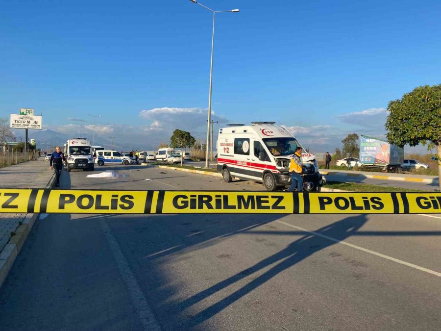Ambulansın Çarptığı Motosiklet Sürücüsü Hayatını Kaybetti
