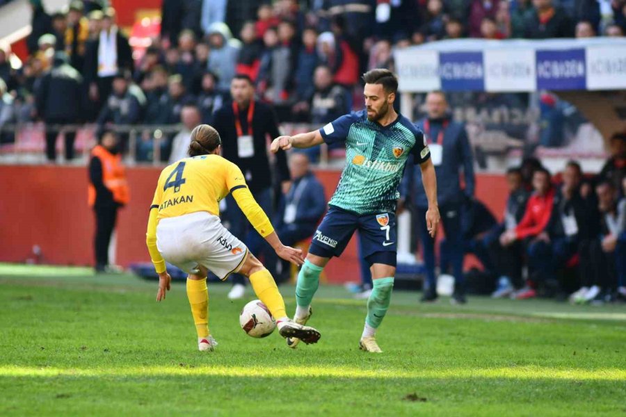 Trendyol Süper Lig: Kayserispor: 3 - Ankaragücü: 2 (maç Sonucu)