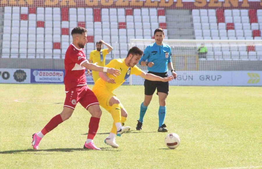 Tff 2. Lig: Karaman Fk: 2 - Belediye Derincespor: 0