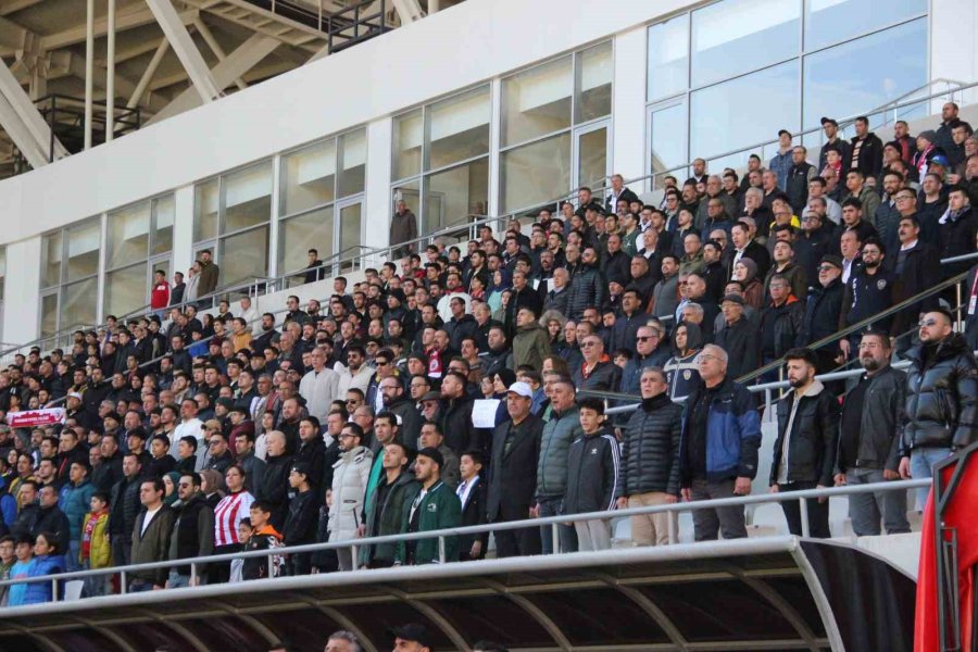 Tff 2. Lig: Karaman Fk: 2 - Belediye Derincespor: 0