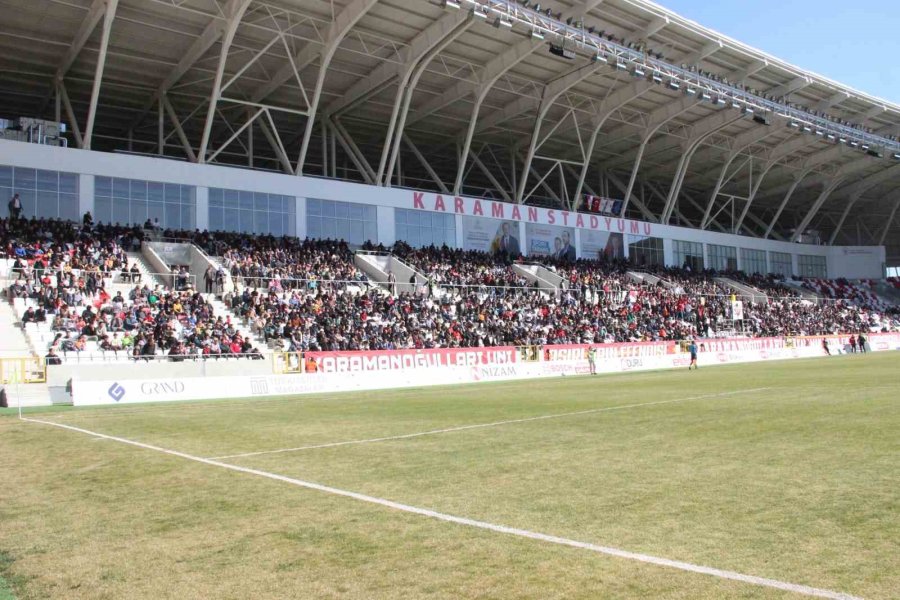 Tff 2. Lig: Karaman Fk: 2 - Belediye Derincespor: 0