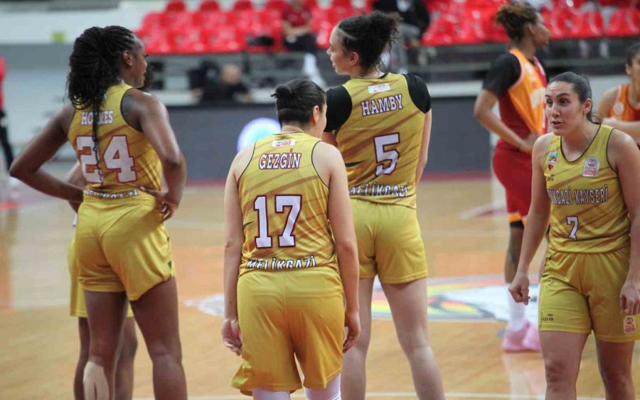 Melikgazi Kayseri Basketbol 11. Galibiyetini Aldı