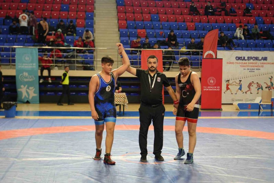 Okul Sporları Güreş Türkiye Şampiyonası, Niğde’nin Ev Sahipliğinde Başladı