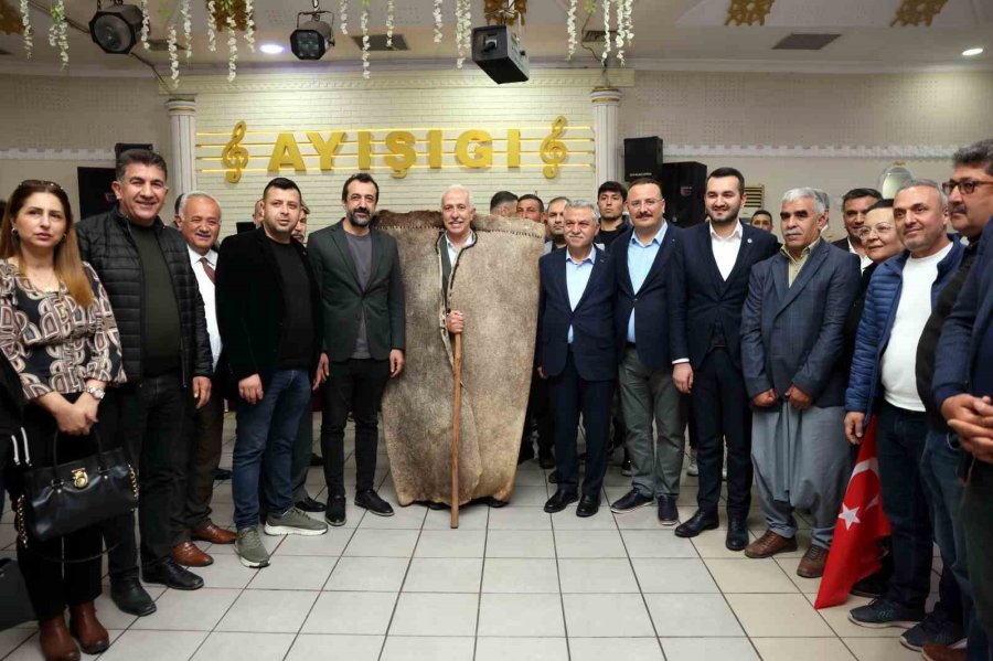 Başkan Gültak: "akdeniz’e Yıllardır Gelmeyen Hizmetleri 5 Yıla Sığdırdık"