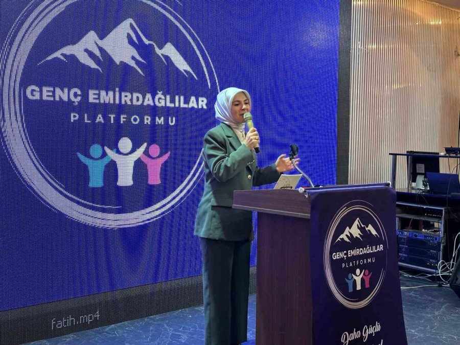 Bakan Göktaş, Eskişehir’de Büyük Emirdağlılar Buluşması’na Katıldı