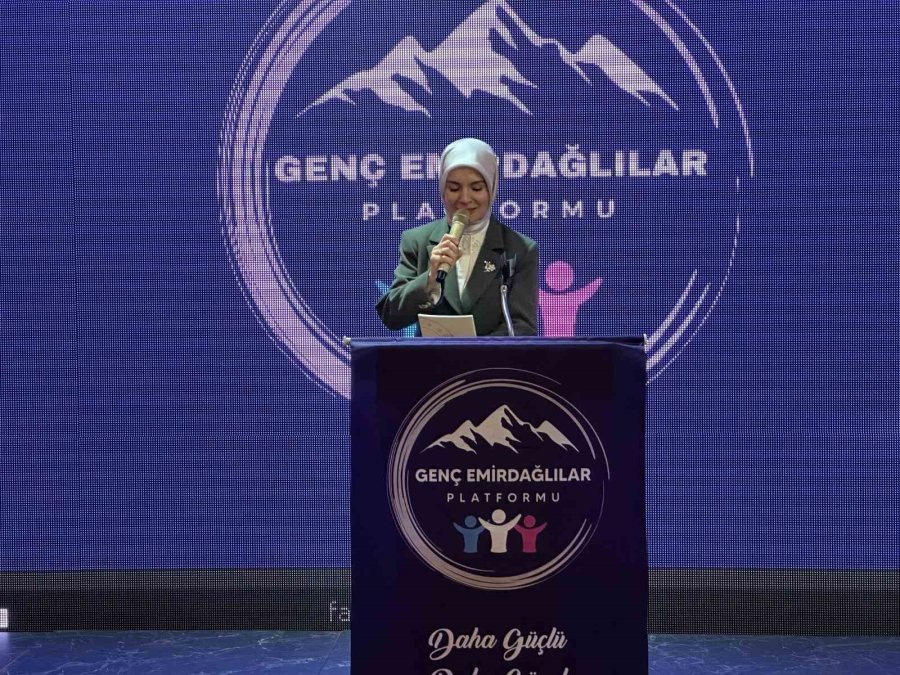 Bakan Göktaş, Eskişehir’de Büyük Emirdağlılar Buluşması’na Katıldı