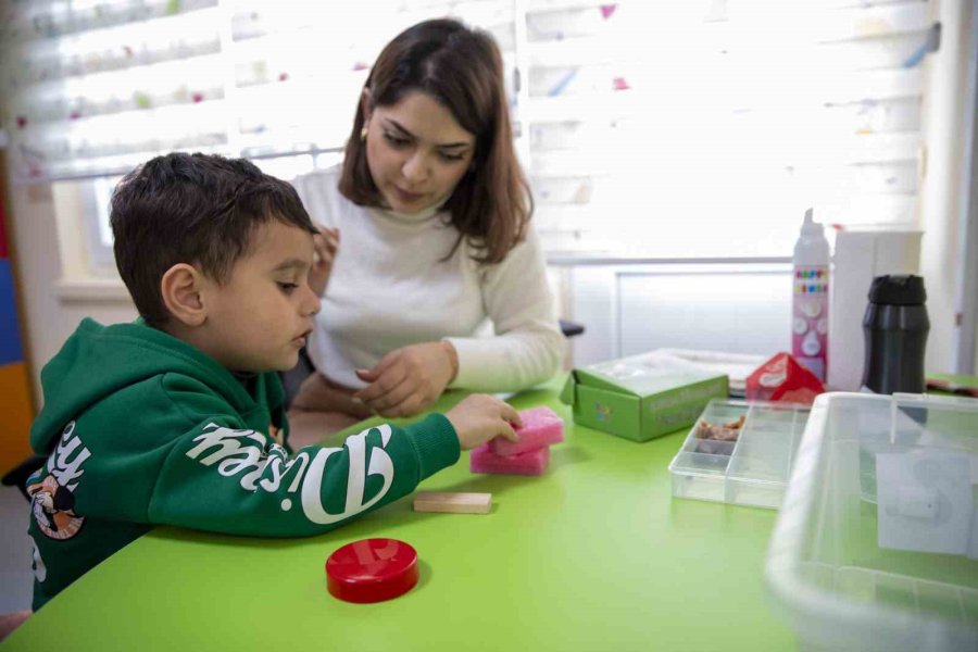 Mersin Büyükşehir Belediyesi Otizm Aile Danışma Merkezini Hayata Geçirdi