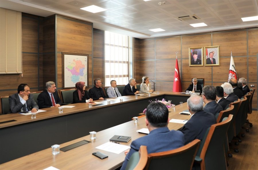 Niğde’de İl İstihdam Ve Mesleki Eğitim Kurulu Olağanüstü Toplandı