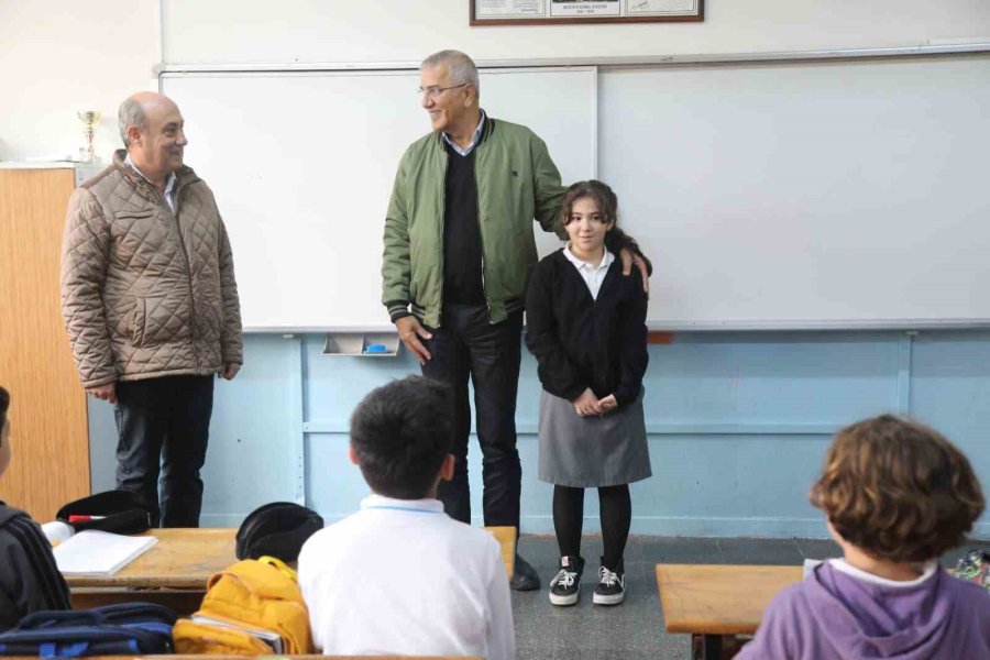 Başkan Tarhan 4’üncü Sınıf Öğrencisinin Vaadini Yerine Getirdi