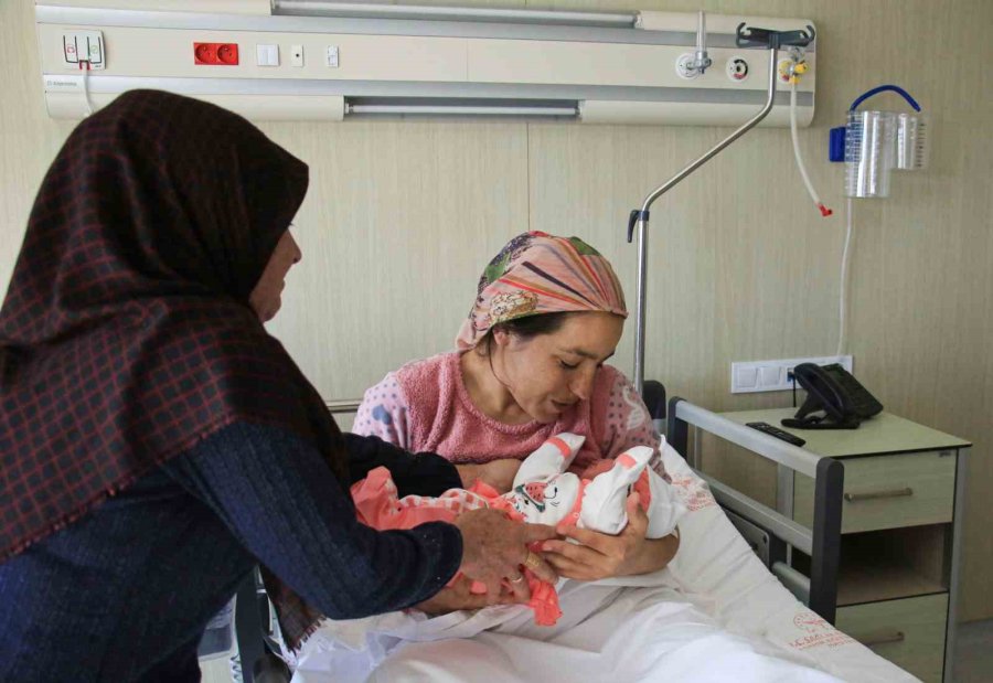 29 Şubat’ta Doğdular, 4 Yılda Bir Doğum Günü Kutlayacaklar