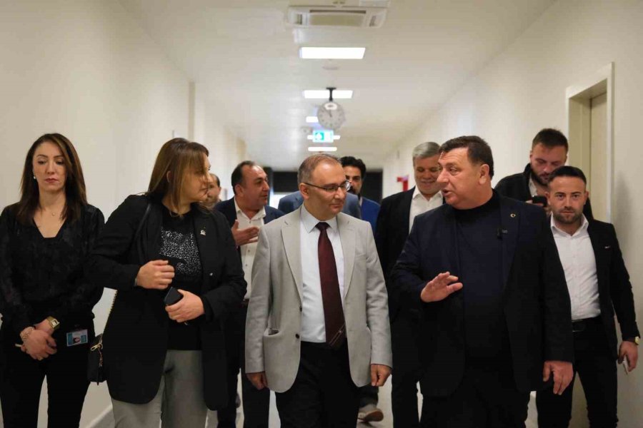 Başkan Adayı Özkan Alp: “odunpazarı’nı Sağlığına Tekrar Kavuşturmak İçin Çalışacağım”