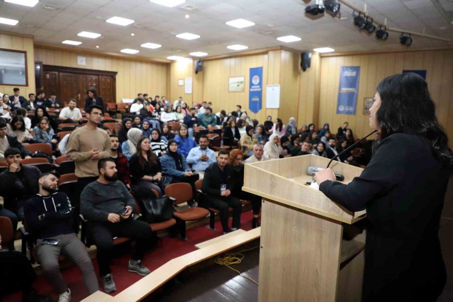 Akdeniz’de Öğrencilere Yönelik ’meslek Tanıtım Günleri’ Programı Düzenlendi
