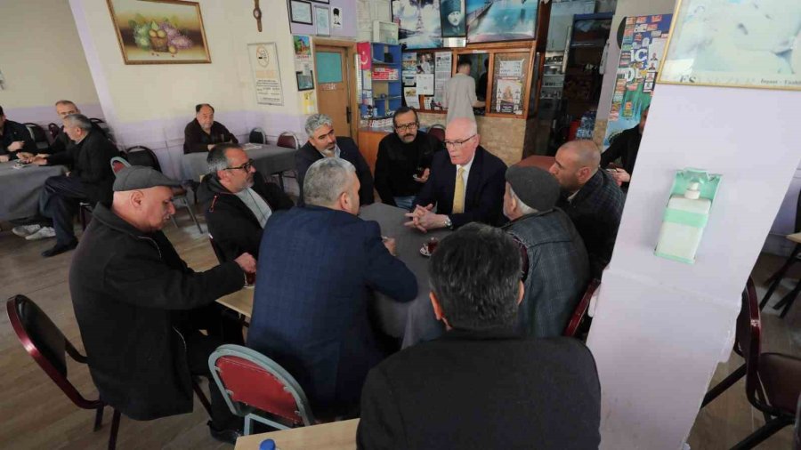 Başkan Kurt Emek Mahallesi Esnafını Ziyaret Etti