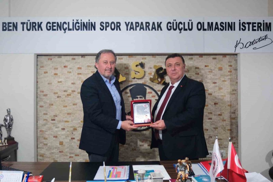 Özkan Alp, “amatör Spor Kulüplerini Uçuracağım”