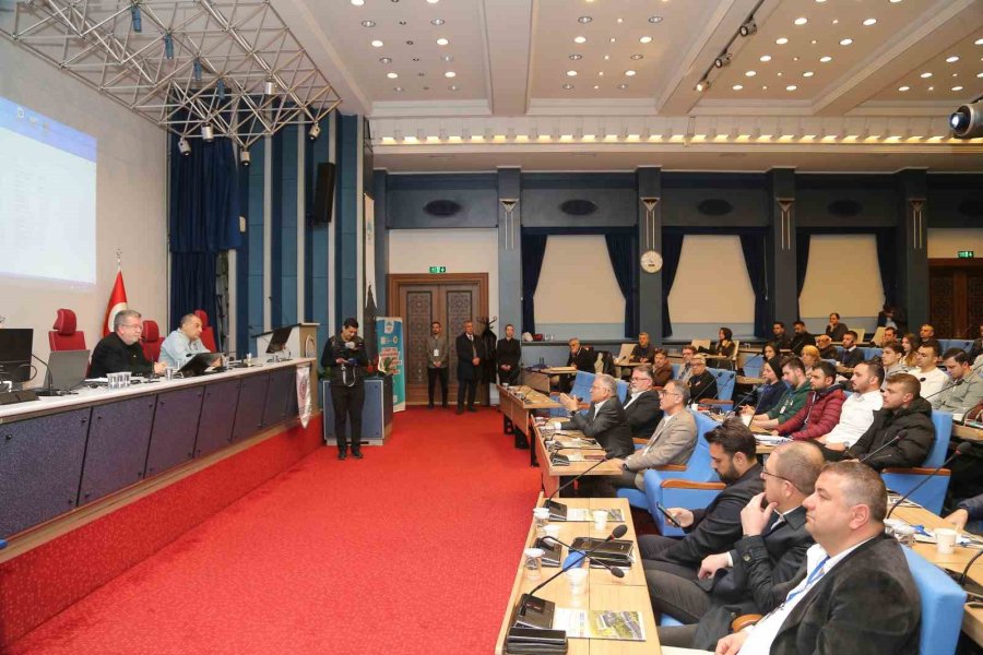 Başkan Büyükkılıç, Prefabrik Yapıların Değerlendirilmesi Semineri’ne Katıldı