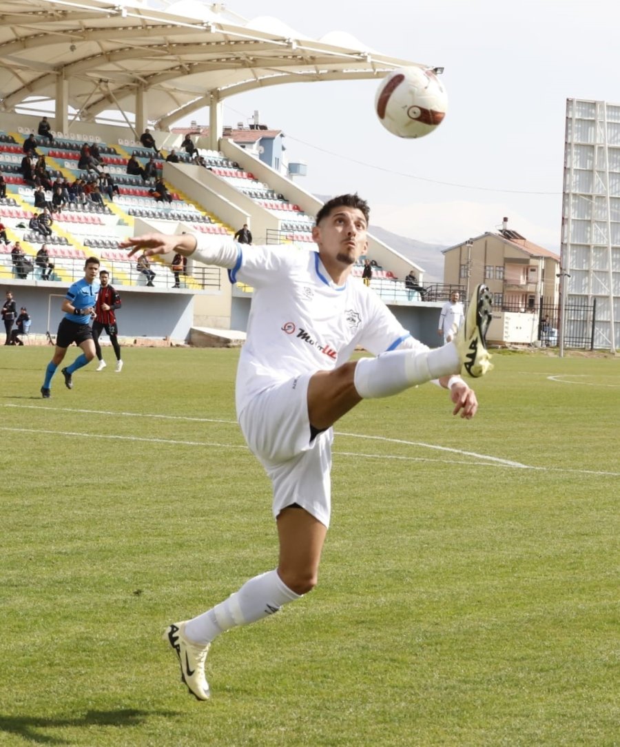 Tff 2.lig: 68 Aksaray Belediyespor: 0 - 24 Erzincanspor: 1