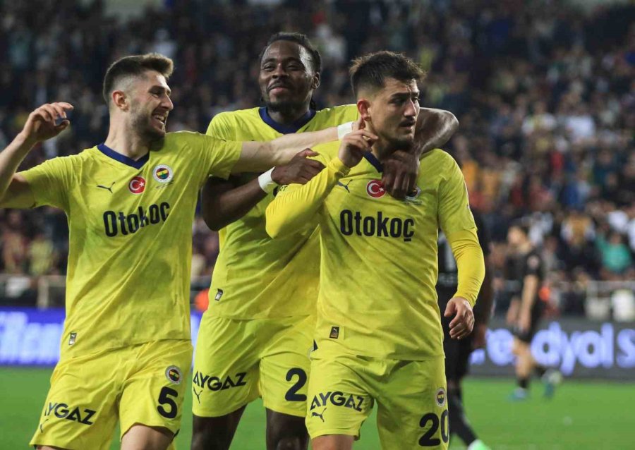 Trendyol Süper Lig: Hatayspor: 0 - Fenerbahçe: 2 (ilk Yarı)