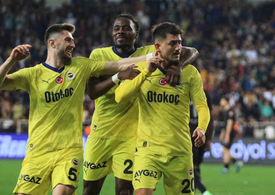 Trendyol Süper Lig: Hatayspor: 0 - Fenerbahçe: 2 (ilk Yarı)