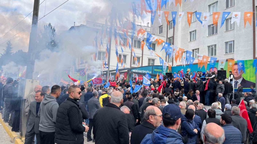 Nebi Hatipoğlu: "cumhuriyet Halk Partisi’nin Bütün Elementleri Üstüme Geliyor"