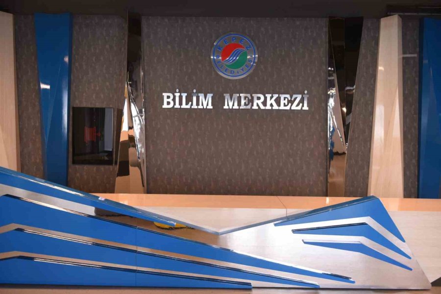Antalya Bilim Merkezi’nde Yarışma Sergisi