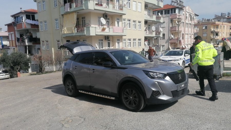 Otomobil İle Motosiklet Çarpıştı: 2 Yaralı