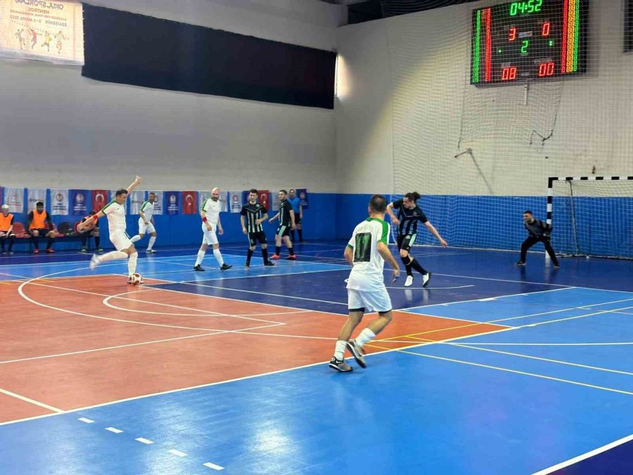 Eskişehir’in Ev Sahipliği Yaptığı Futsal Az Görenler 1. Llig’inde İlk Maçlar Oynandı