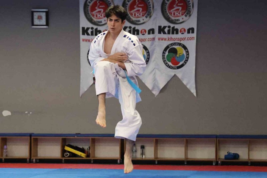 İşitme Engelli 16 Yaşındaki Muhammet Taha Baskın’ın Hedefi Olimpiyatlar