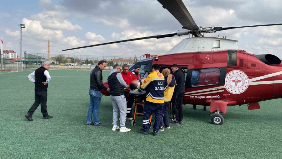 Konya’da Otomobil Tıra Arkadan Çaptı: 1 Ağır Yaralı