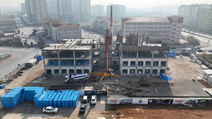 Selçuklu Belediyesinin Toplum Ruh Sağlığı Merkezi Ve Sağlıklı Hayat Merkezi Hızla Yükseliyor