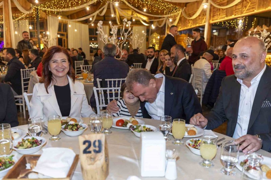 Seçer: "mersinliler, O 11 Kentin Acısını Yaşadı"