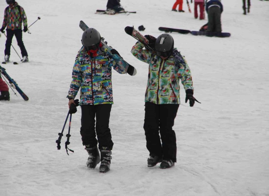 Erciyes Hafta Sonu Turist Akınına Uğradı