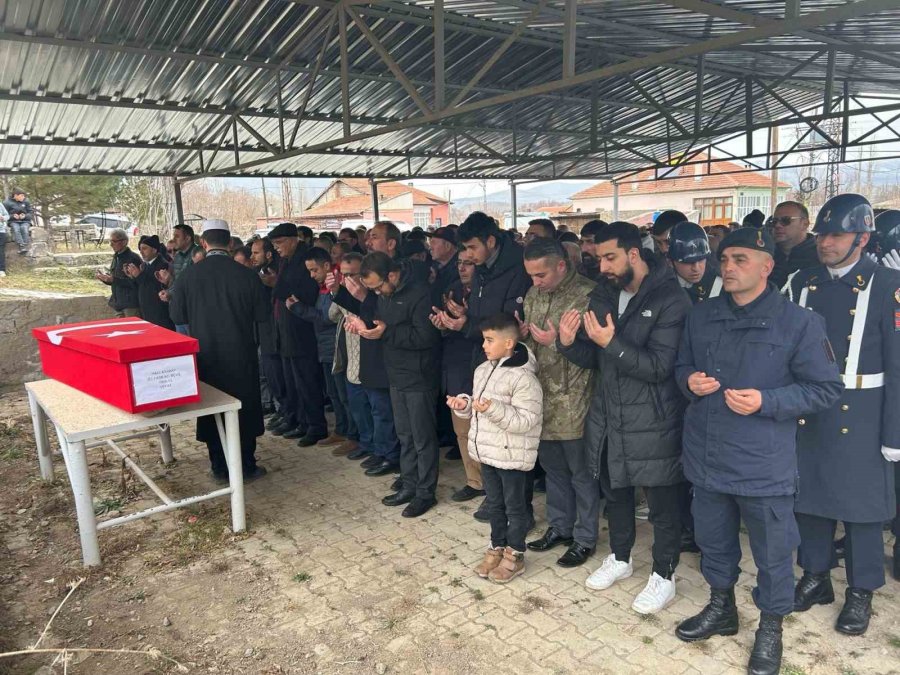 Tomarzalı Emekli Gazi Atabay Toprağa Verildi