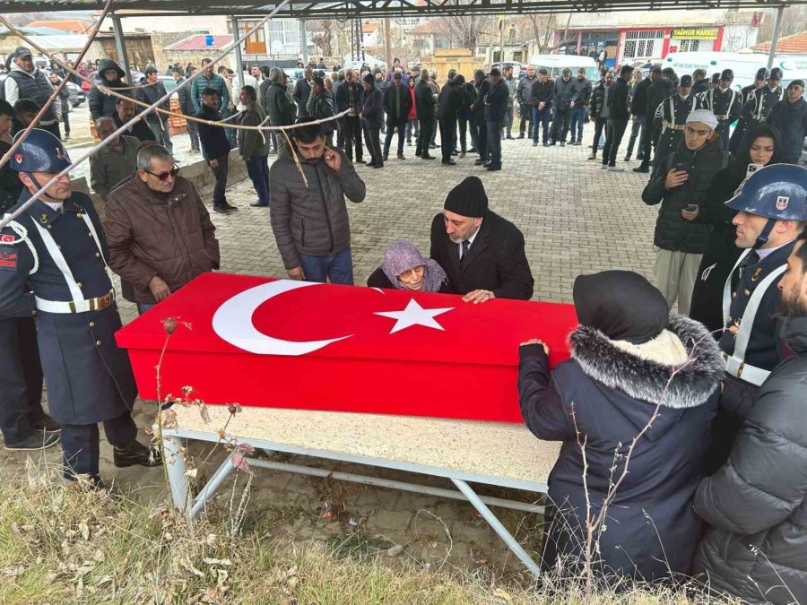 Tomarzalı Emekli Gazi Atabay Toprağa Verildi