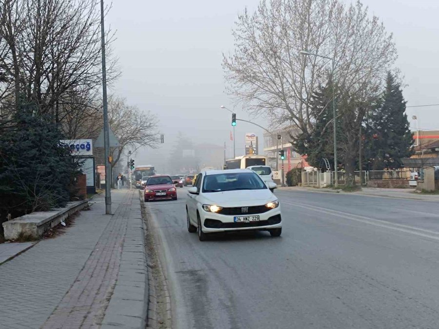 Eskişehir Haftanın İlk Gününe Sisle Başladı