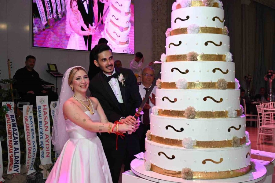 Aesob Başkanı Dere’nin Mutlu Günü